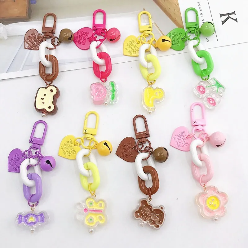 Joli Porte-Clés Ours Coeur en Acrylique Doux Pendentif Fleur Porte-Clés Décoratif Sac Charme Accessoire Pour Femmes Filles Cadeau
