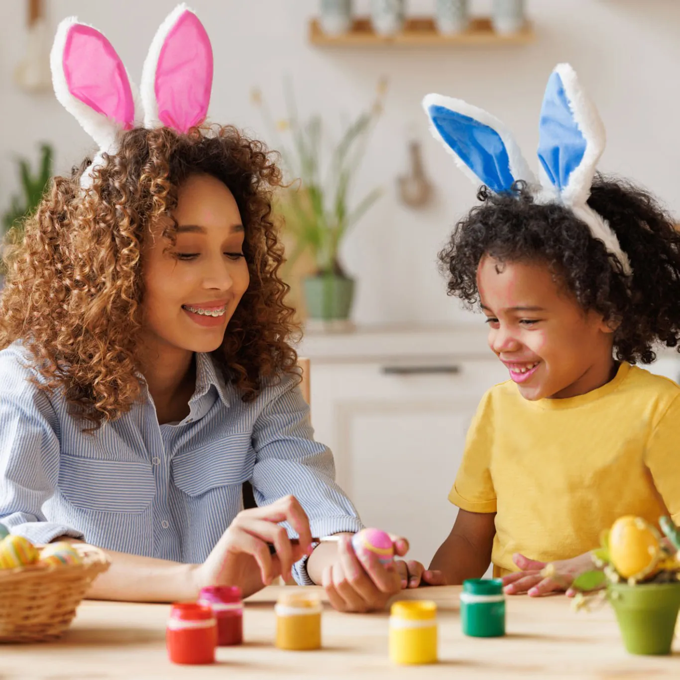 Serre-tête Oreilles de Lapin en Peluche de Pâques Bandeau en Polyester Doux pour Décoration de Fête Costumée Accessoire Unisexe