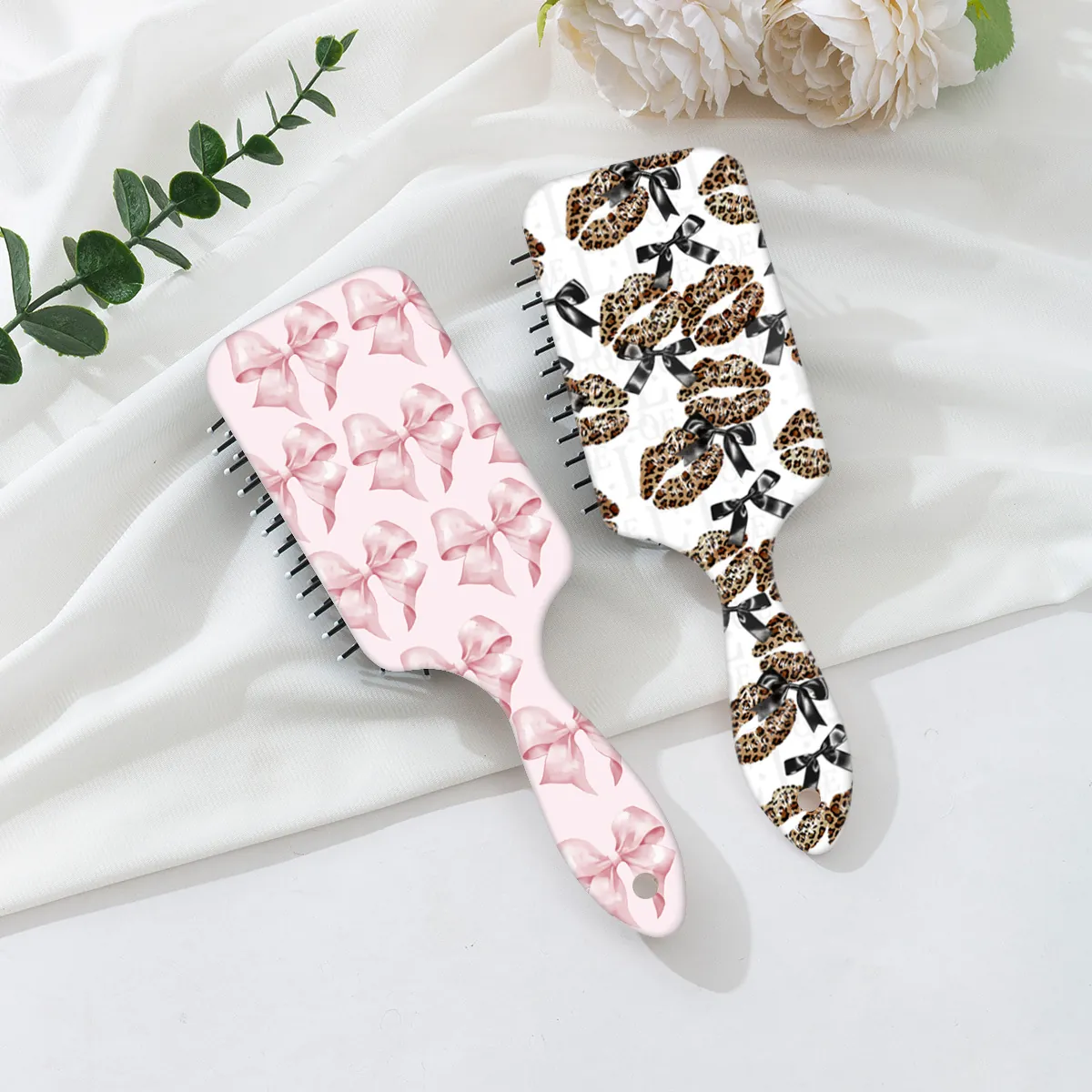 Bowknot Leopard Lip Print Paddle Brush Scalp Massage Detangling Hairbrush ABS Fashionable Air Cushion Comb For Women Hair Tool