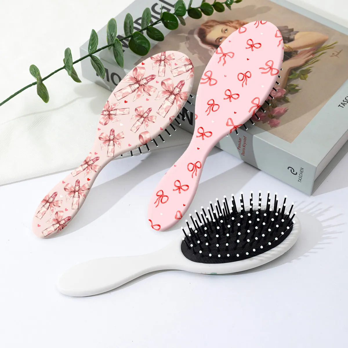 Simpatica Spazzola per Capelli con Cuscino d'Aria Rosa e Fiocco Massaggio al Cuoio Capelluto Pettine Districante in ABS Portatile per Donna