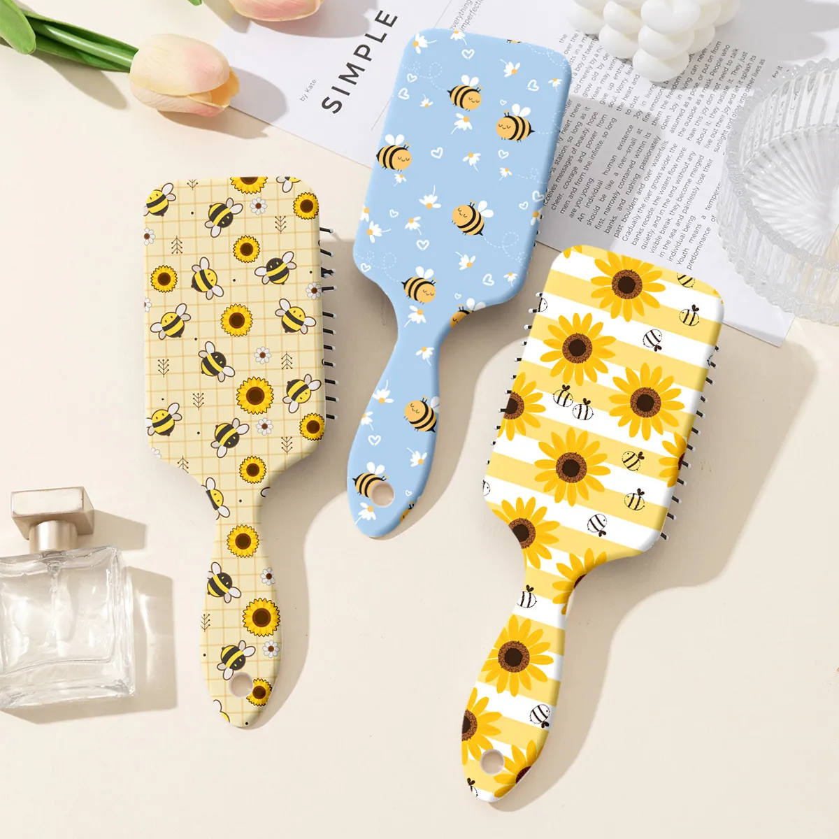 Pettine a Cuscino d'Aria Stampato con Ape e Girasole Cartoon Stile Ins Spazzola Massaggiante Portatile per Donna Uso Secco e Umido Pettine Districante in ABS