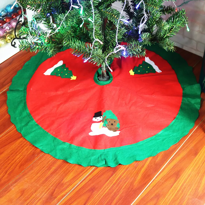Christmas Tree Skirt Non Woven Fabric Snowman Pattern Red Green Round Base Decoration For Holiday Home Party Xmas Ornament