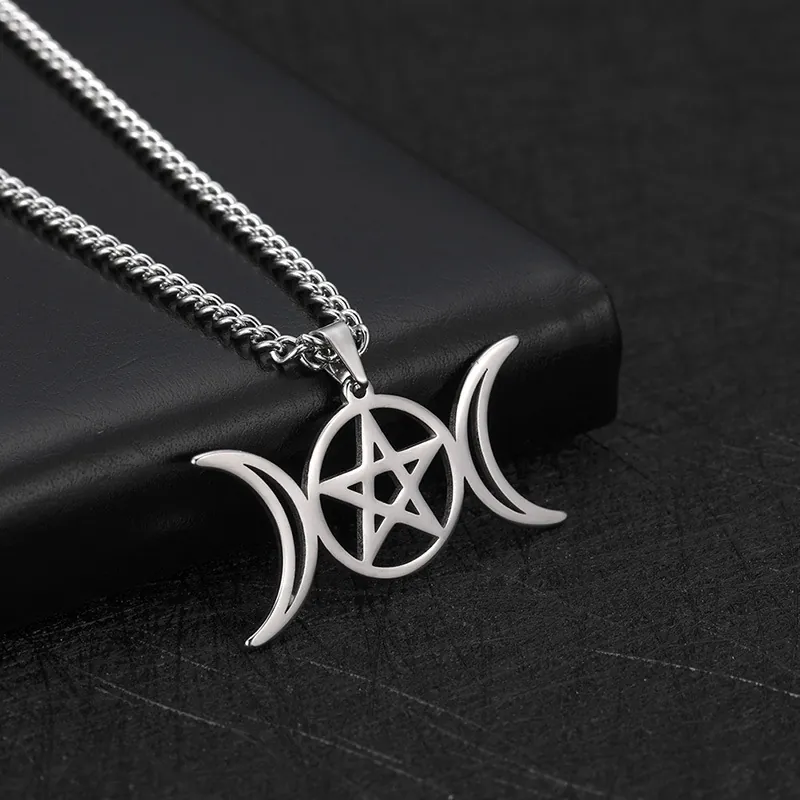 Collier Pendentif Pentagramme Triple Lune en Acier Inoxydable pour Femmes Hommes Bijoux Gothiques Wiccan Occultes Chaîne