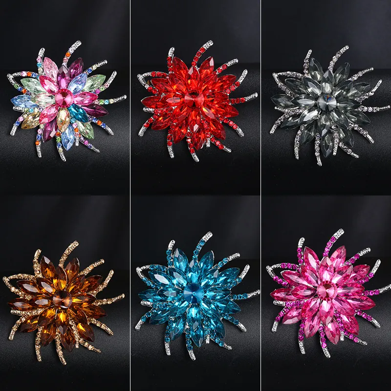 Rhinestone Flower Brooch Pin Alloy Crystal Corsage For Women Fashion Jewelry Clothing Accessories Scarf Decoration