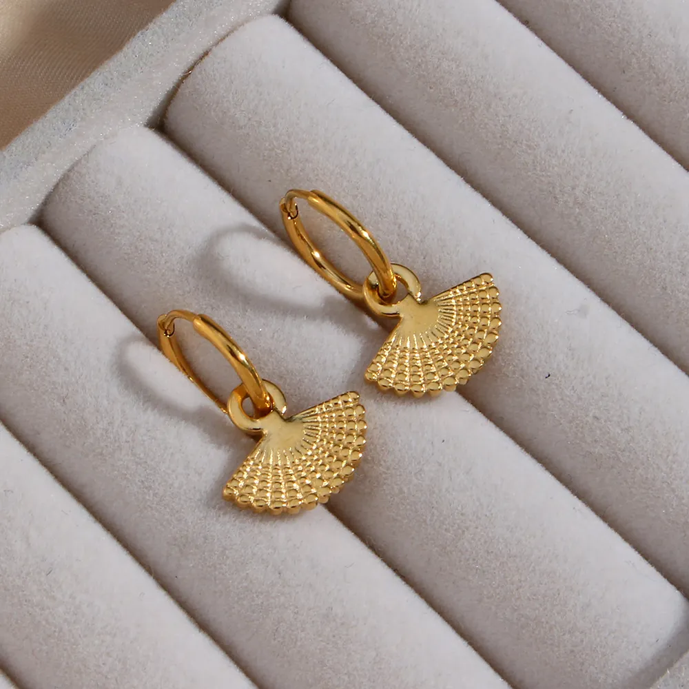 Bohemian Vintage Fan-Shaped Hoop Earrings Stainless Steel Textured Geometric Drop Earrings For Women Fashion Jewelry