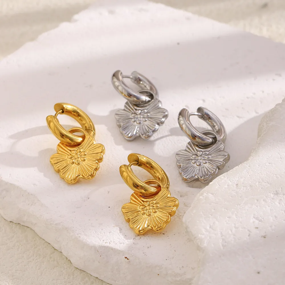 Retro Flower Pendant Hoop Earrings Stainless Steel 18K Gold Plated Minimalist Light Luxury Jewelry For Women