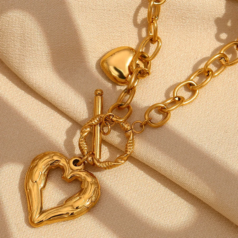 Stainless Steel 18K Gold Plated Heart Pendant Necklace With Toggle Clasp O-Chain Fashion Niche Design For Women