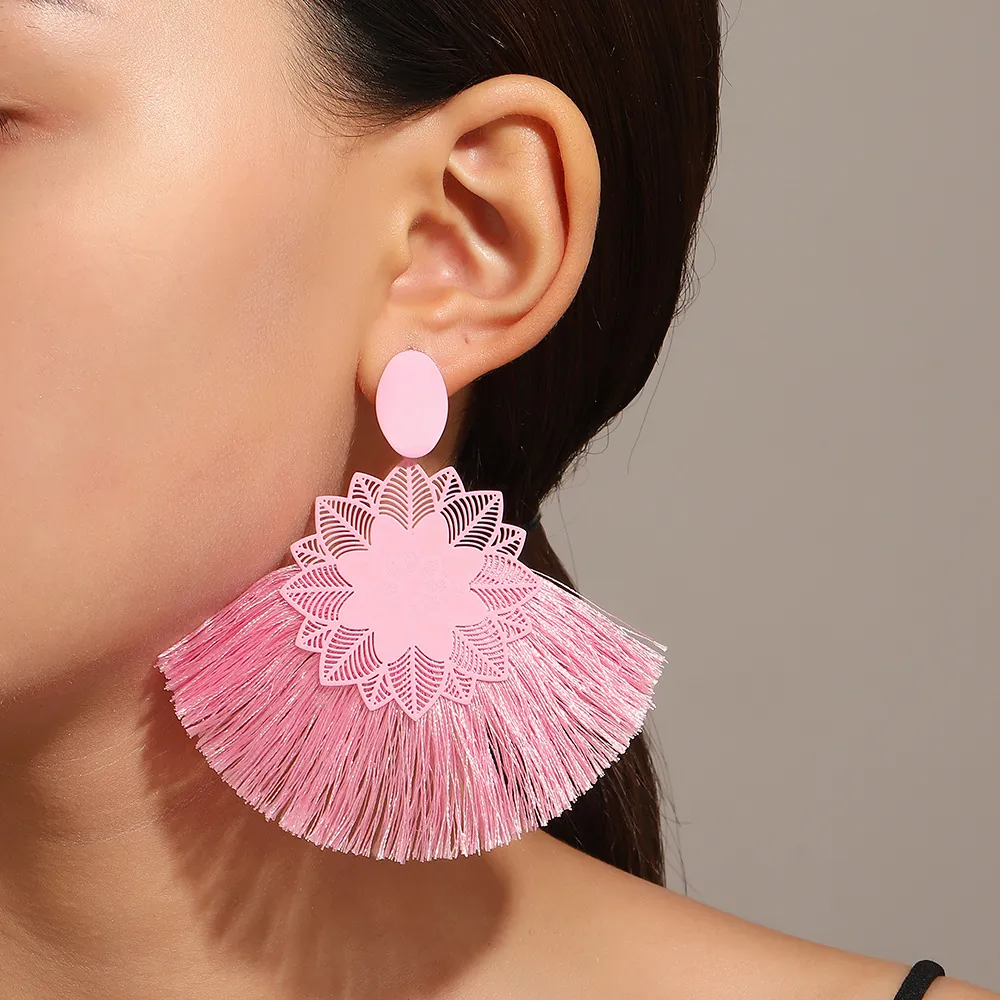 Pendientes Bohemios con Borlas de Flores Aleación Flor Calada Forma de Abanico Pendientes Colgantes para Mujer Joyas de Playa