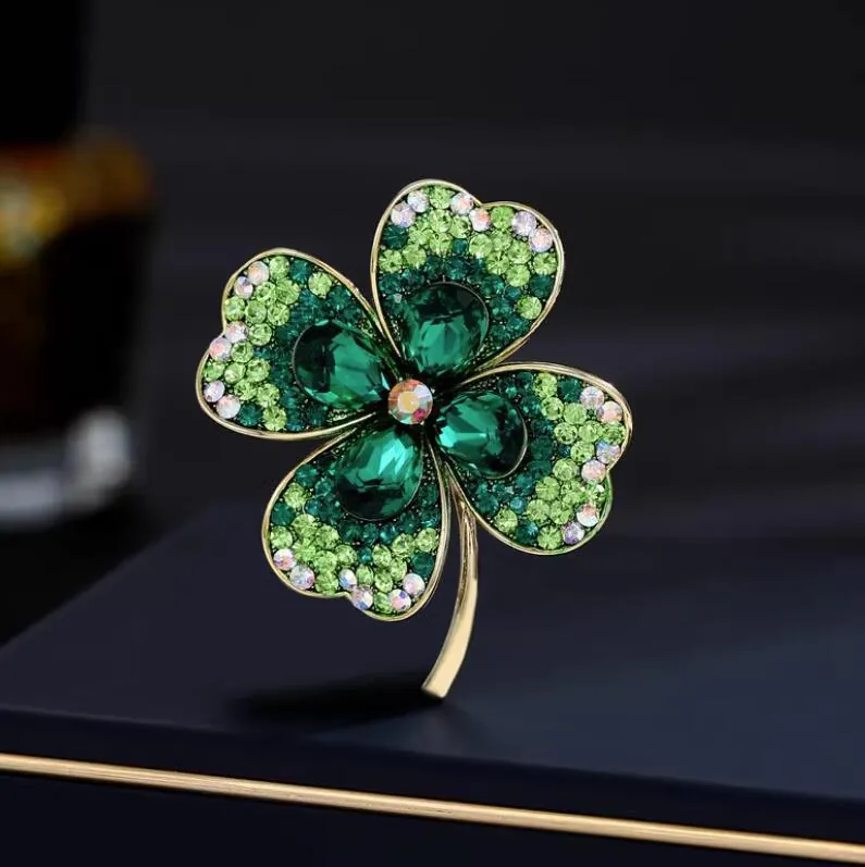 Élégante Broche Trèfle à Quatre Feuilles Alliage Cristal Strass Pour Femmes Costume Robe Mariage Fête Bijoux Cadeau