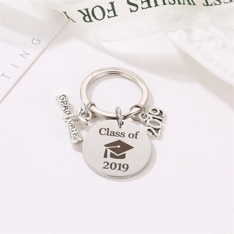 Class Of 2019 Graduation Keychain Stainless Steel Commemorative Graduate Scroll Mortarboard Charm Key Ring For Students Gift
