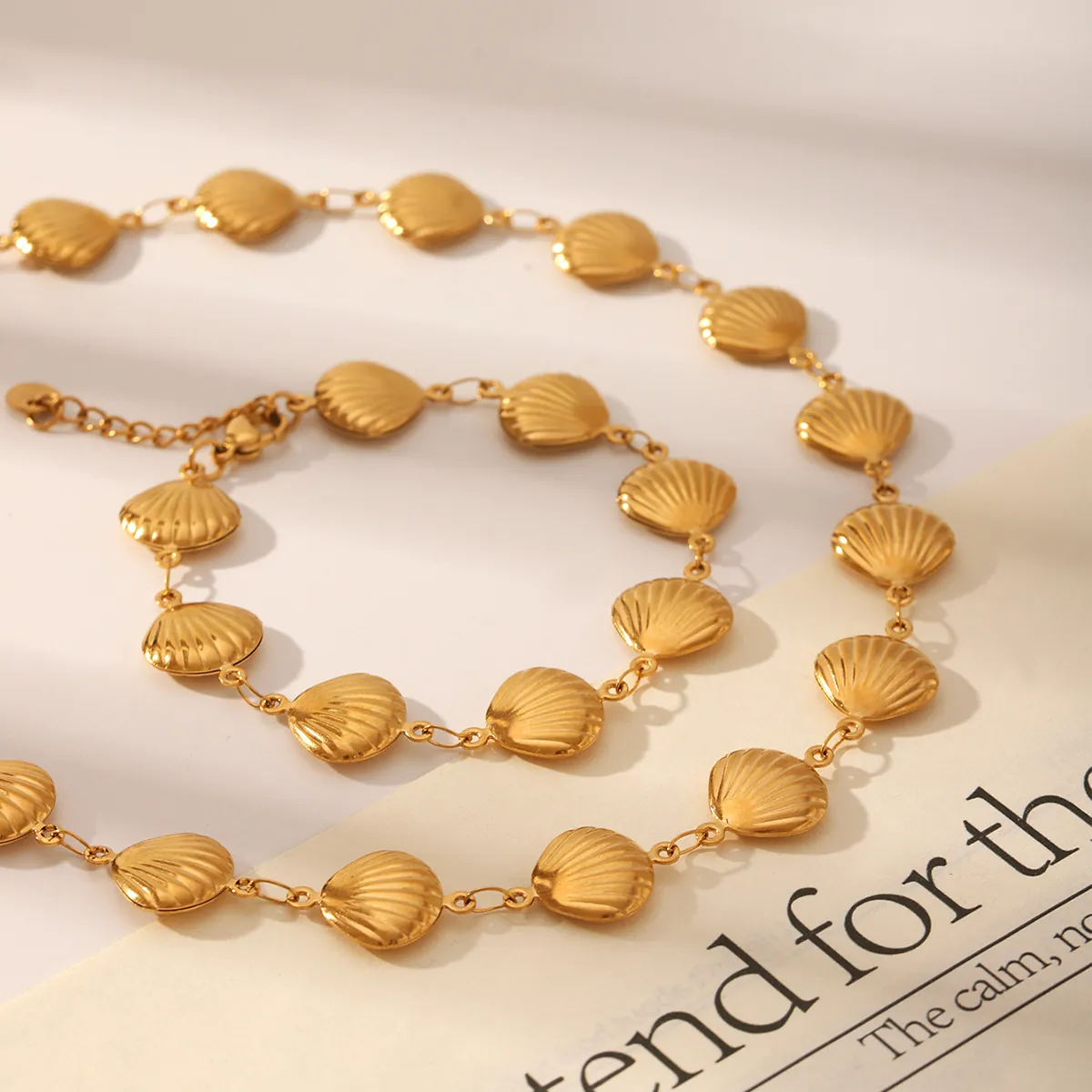 18K Gold Plated Stainless Steel Shell Necklace And Bracelet For Women Radiating Texture Minimalist Elegant Fashion Jewelry