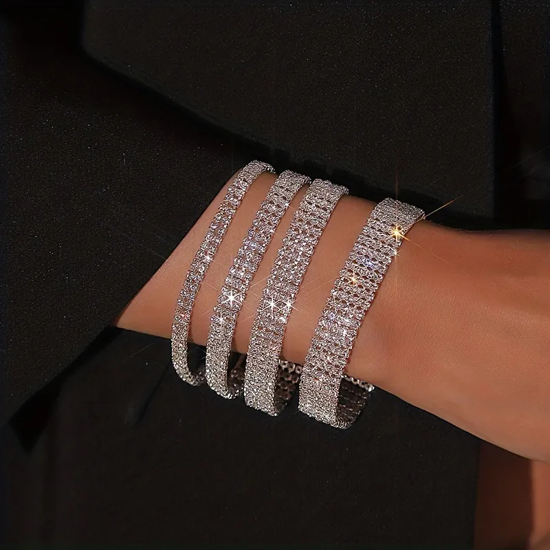 Lussuoso Bracciale Tennis con Strass da Donna in Lega Argentata Multifila Catena con Cristalli Scintillanti Gioielli per Matrimonio