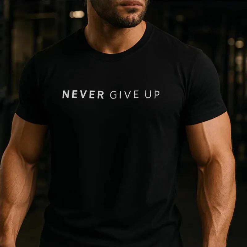 T-Shirt de Fitness Sportif pour Hommes en 100% Coton Avec Imprimé Never Give Up Col Rond Manches Courtes Coupe Slim Gym Top