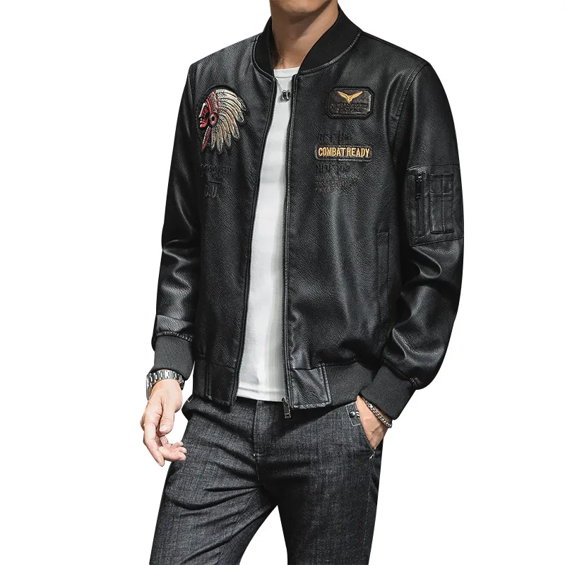 Herren Vintage PU Leder Bomberjacke Militär Stickerei Aufnäher Schlanke Passform Air Force Fliegerjacke Biker Mantel
