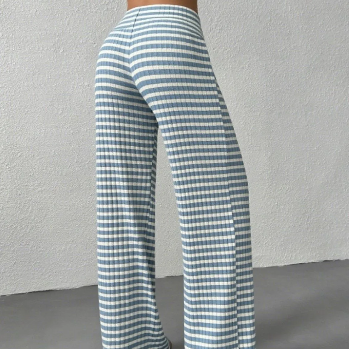 Women Striped High Waist Wide Leg Pants Y2K Casual Ribbed Knitted Trousers Slim Fit Flared Trousers Loose Long Pants Autumn