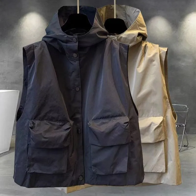 Men Hooded Utility Vest Streetwear Techwear Sleeveless Jacket With Large Pockets Windproof Nylon Polyester Waistcoat For Women Unisex Casual Outdoor Workwear Style