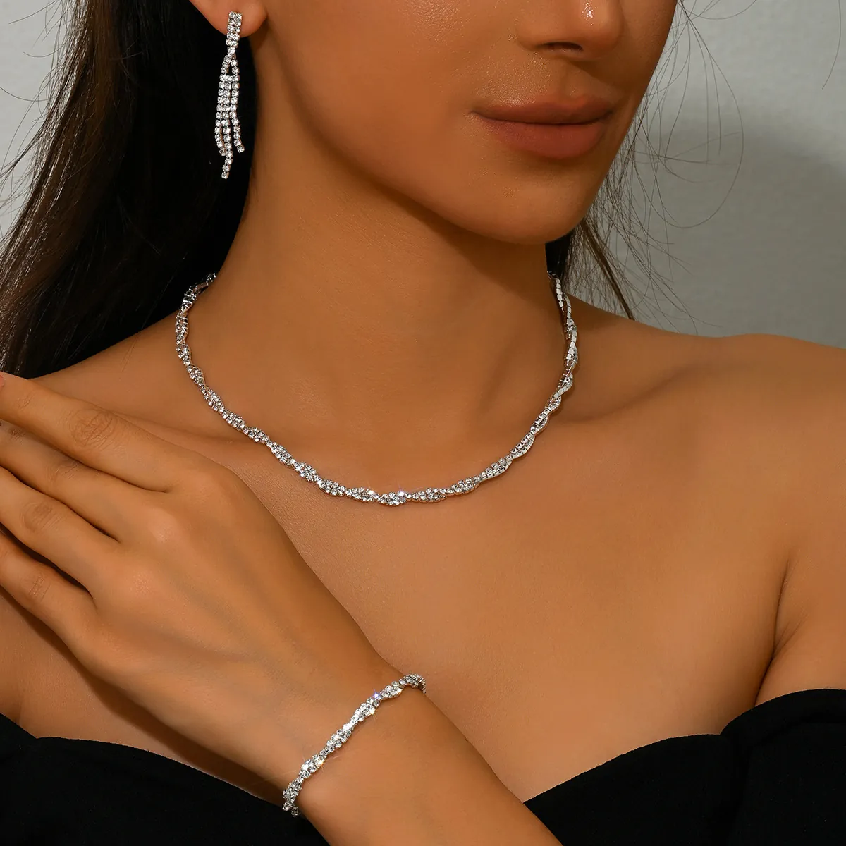 Elegant Copper Rhinestone Jewelry Set For Women Sparkling Necklace Bracelet Tassel Earrings For Wedding Party Prom Gift