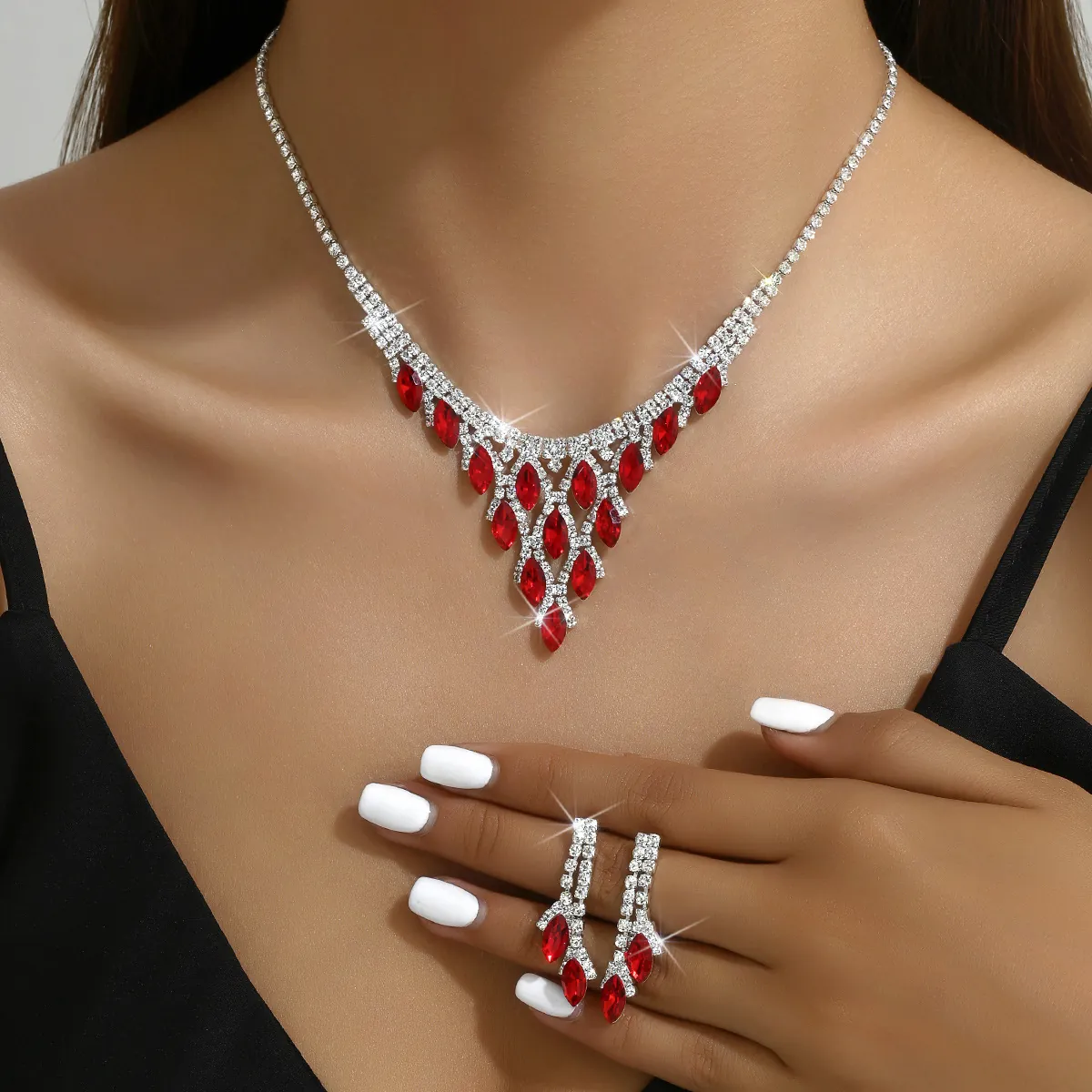 Conjunto de Joyería de Cristal y Estrás para Novia Collar y Pendientes con Gema Artificial Corte Marquesa para Banquete de Boda Joyería para Mujer