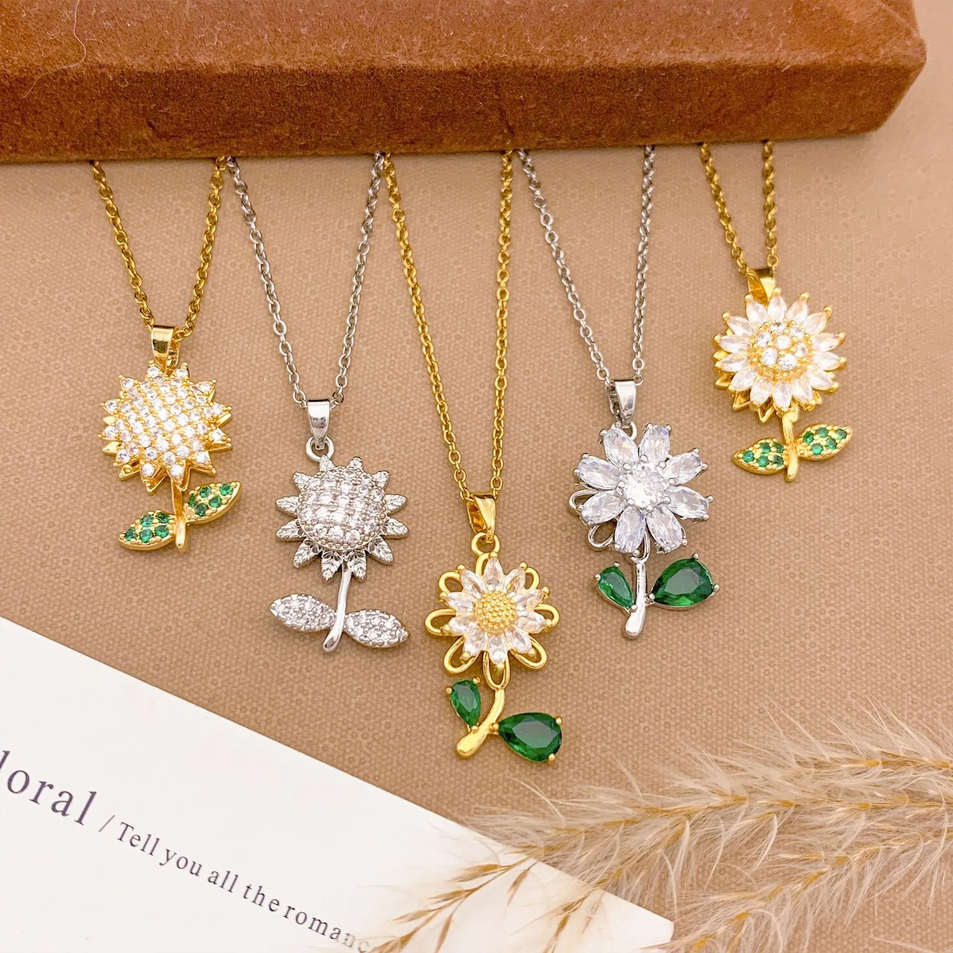 Rotierender Sonnenblumen Anhänger Halskette Titanstahl Kette Zirkonia Gänseblümchen Spinner Kette Für Damen Mode Nischen Schmuck Geschenk