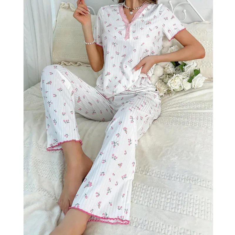 Pyjama en Maille Nervurée pour Femmes Haut Et Pantalon Long Imprimé Floral Col en V Manches Courtes Bordure en Dentelle Homewear