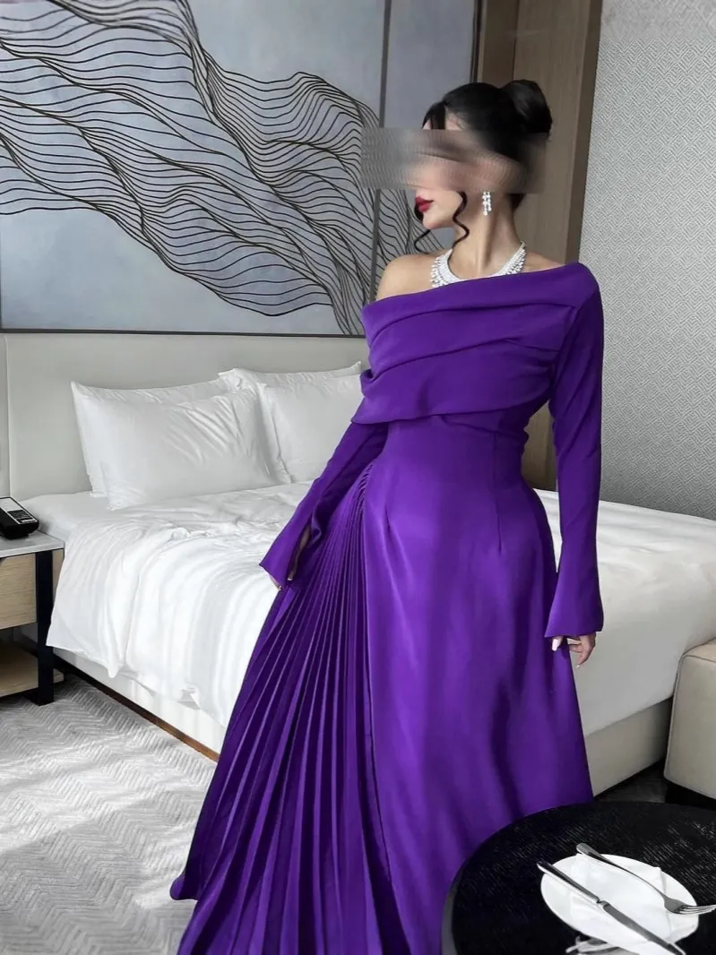 Dames Sexy Eén Schouder Geplooide Avondjurk Lange Mouwen Paars Formele Maxi Jurk Satin Look Bruiloft Gast Feestjurk