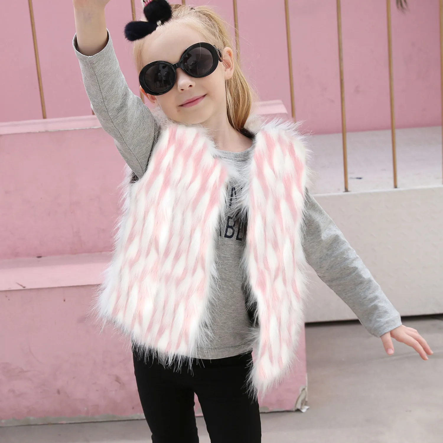 Gilet en Fausse Fourrure pour Filles Rose Blanc Jacquard Sans Manches Doux Gilet en Fourrure Artificielle pour Automne Hiver