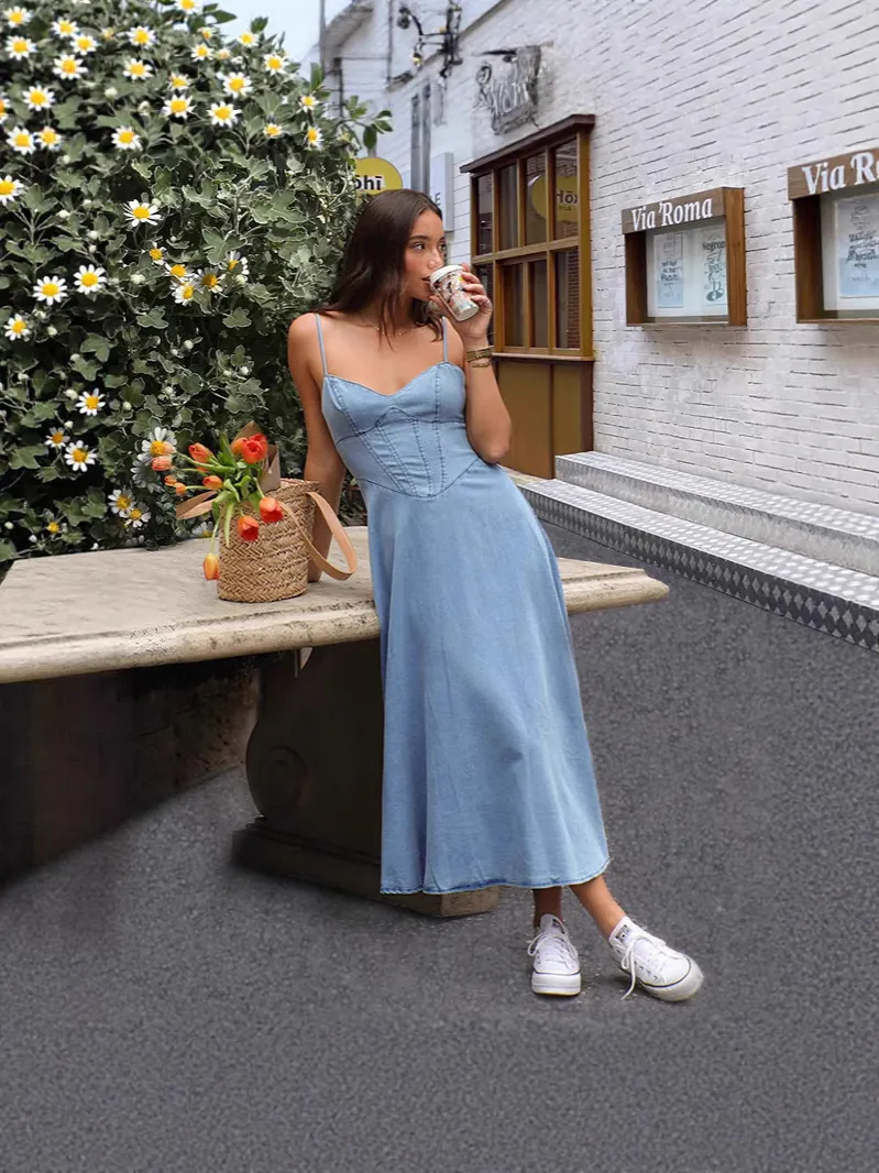 Abito Lungo da Donna in Denim Lavato con Scollo a V e Spalline Sottili Stile Corsetto Linea a A Senza Schienale Casual Vacanza