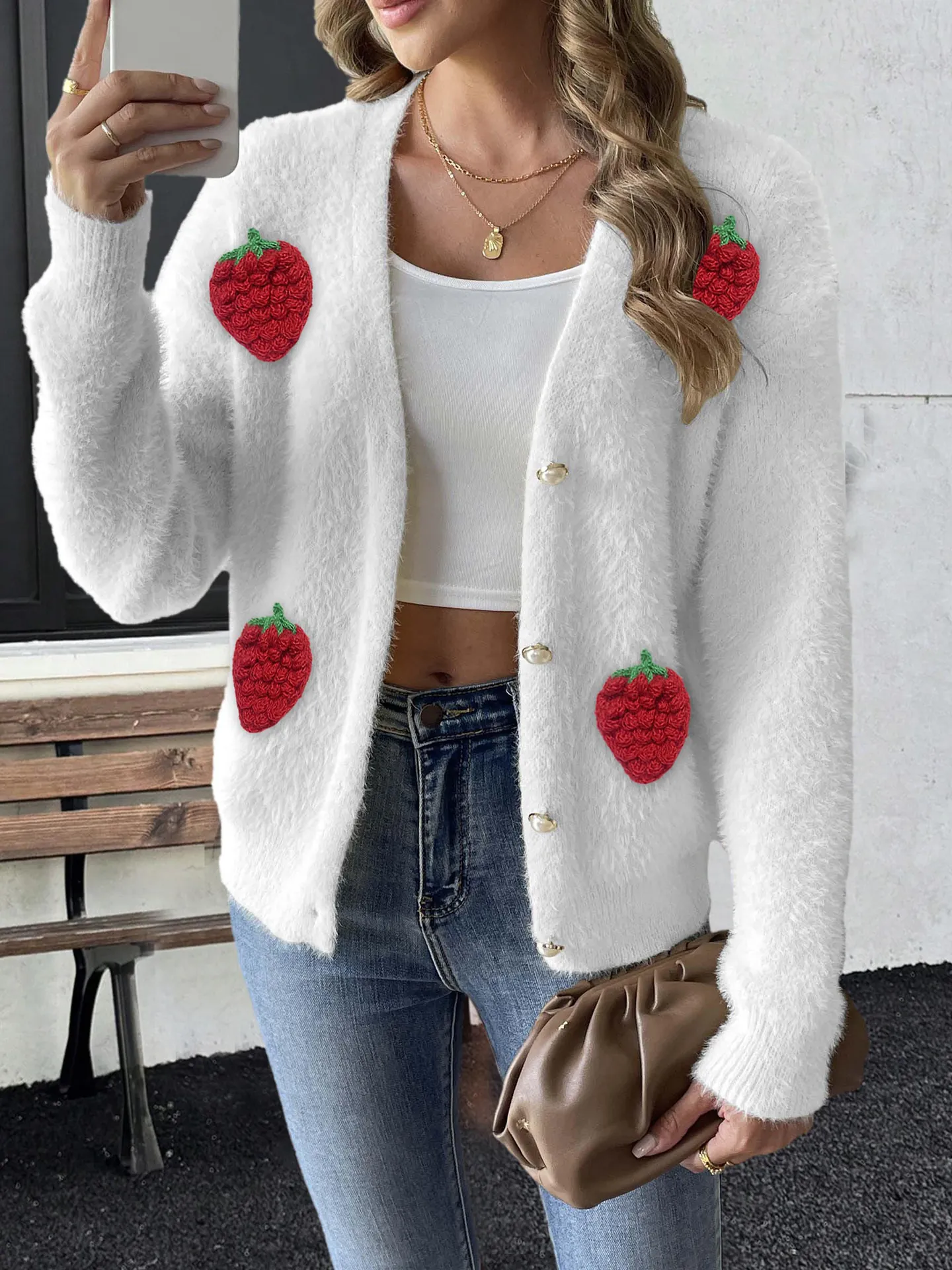 Cardigan da Donna in Pelliccia di Visone Sintetica Maglione con Ricamo a Fragola Bottoni di Perle Scollo a V Manica Lunga Invernale
