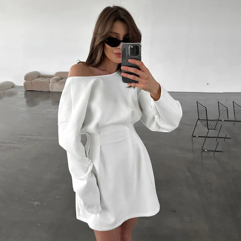 Minimalist Long Sleeve Mini Dress Round Neck Waist-Shrinking Pleated Solid Color Casual Autumn Streetwear Dress For Women
