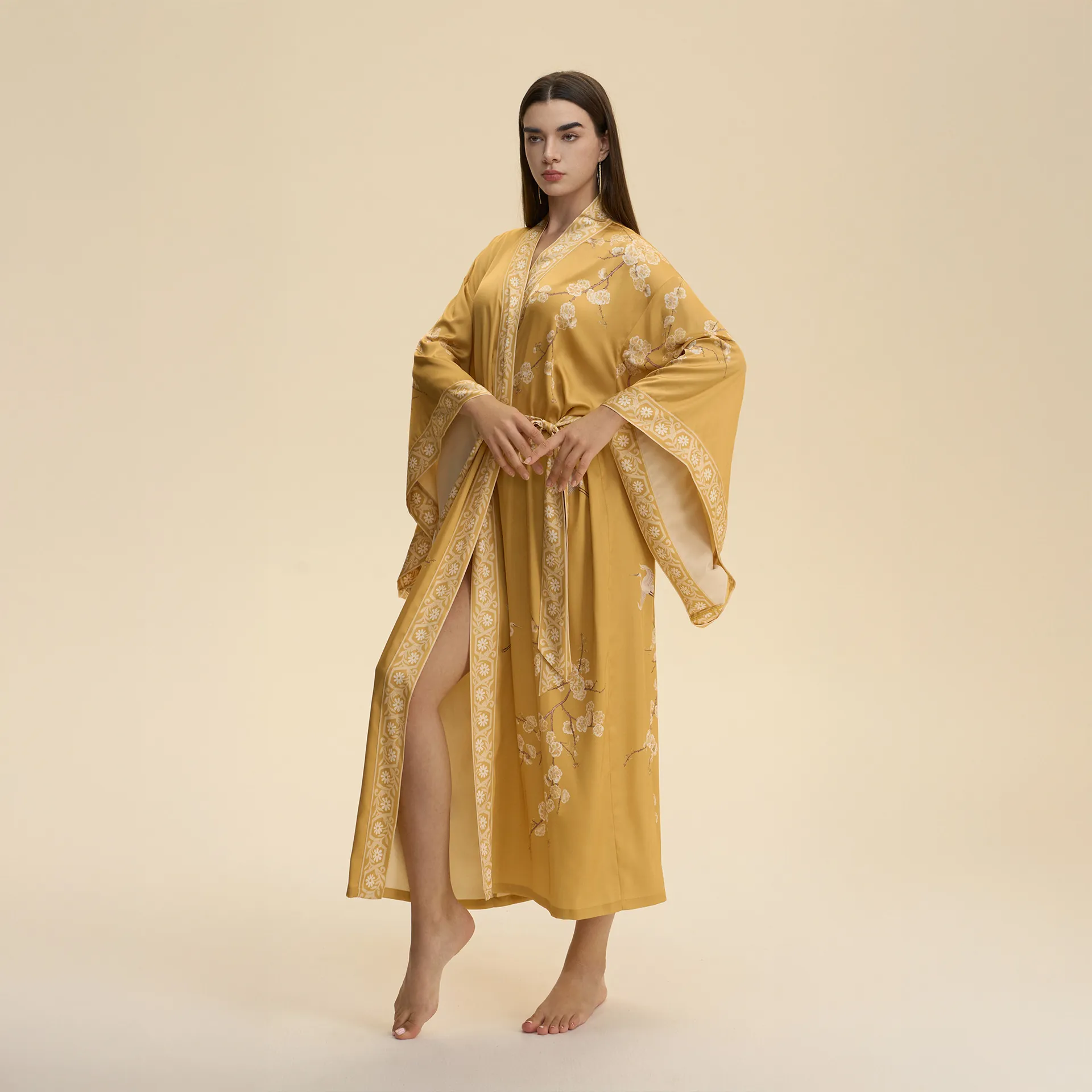 Women Satin Kimono Robe Oriental Crane Plum Blossom Print Long Pajamas Bathrobe Loose Beach Cover Up Sleepwear Nightgown