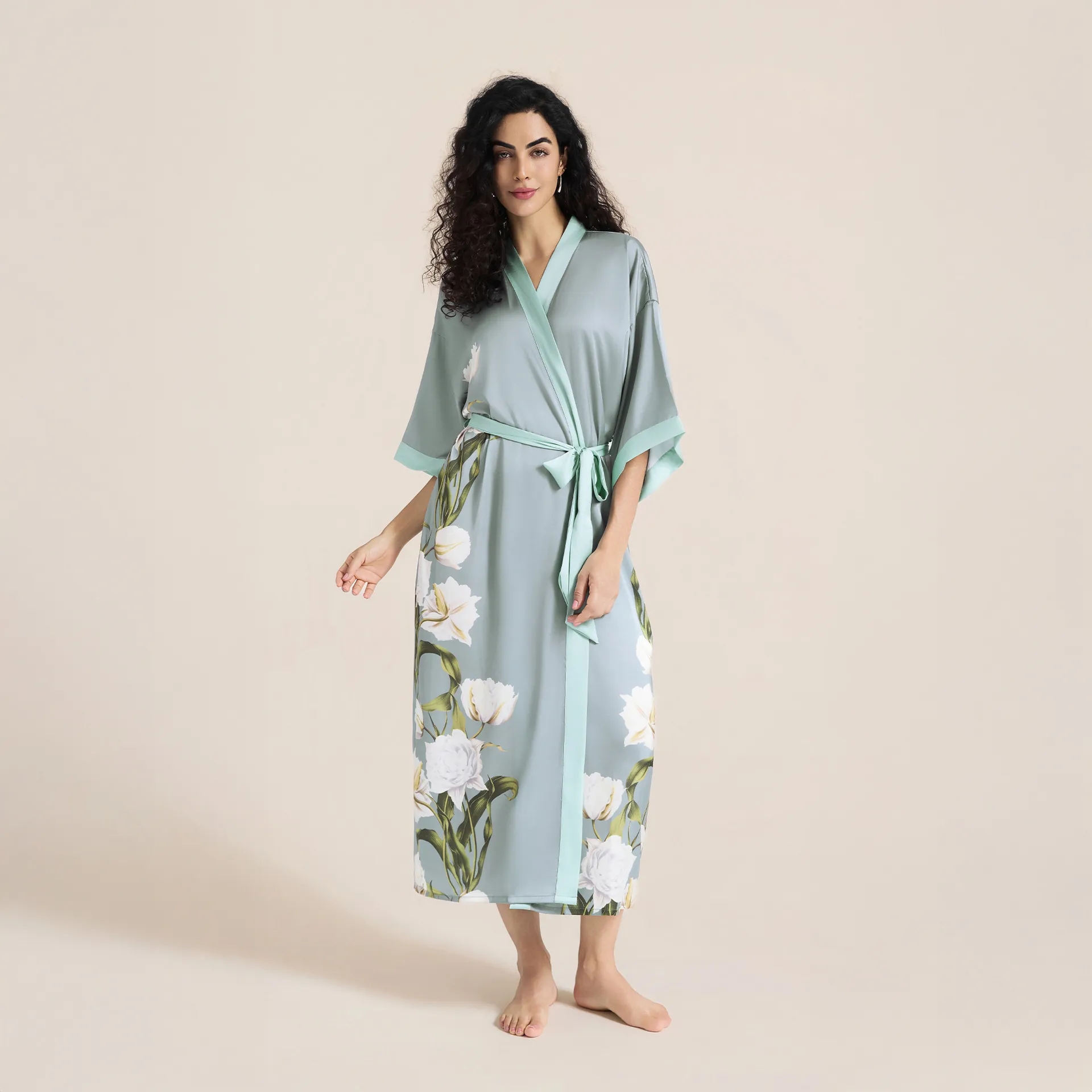 Luxueux Peignoir en Satin Imprimé pour Femmes Long Kimono Chemise de Nuit Vêtements de Nuit Effet Soie Avec Ceinture