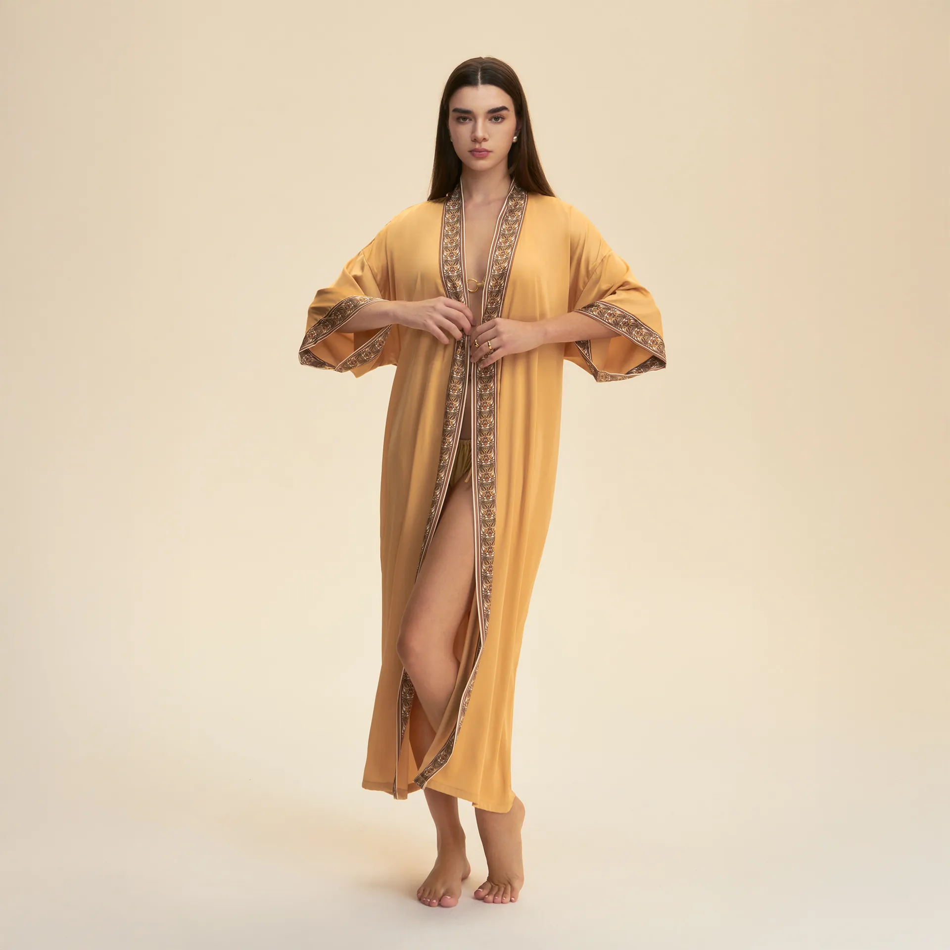Damen Luxus Satin Kimono Bademantel Lang Mit Besticktem Spitzenbesatz V-Ausschnitt Leichtes Nachthemd Mit Gürtel Home Spa