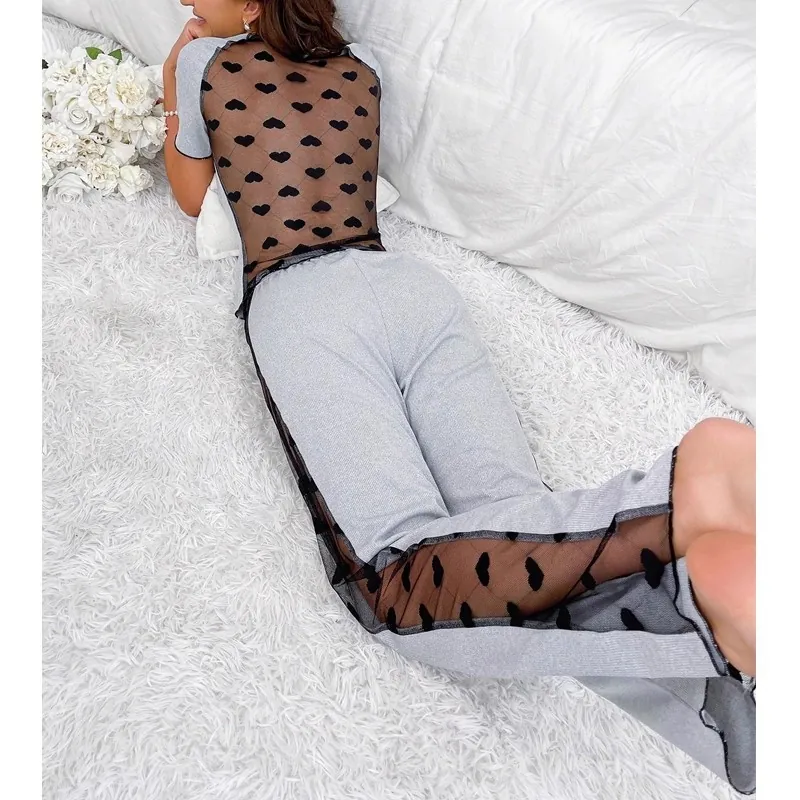 Ensemble d'Intérieur Sexy pour Femmes Gris Clair Épissage en Maille Motif Cœur Top And Bottom Confortable Ensemble de Pyjama pour Jeunes Femmes