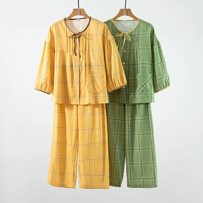 Women 100 Cotton Double Gauze Sleepwear Plaid Pattern 3/4 Sleeve Top And Calf Length Pants Casual Comfortable Homewear