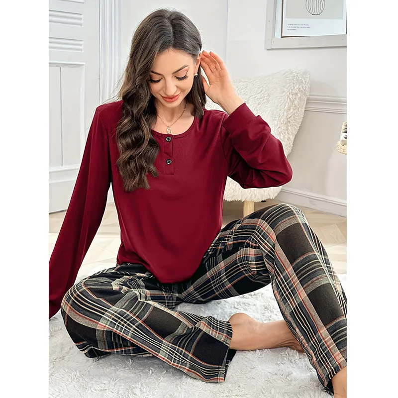 Ensemble de Loungewear Décontracté pour Femmes Haut à Manches Longues et Boutons et Pantalon Droit à Carreaux Pyjama