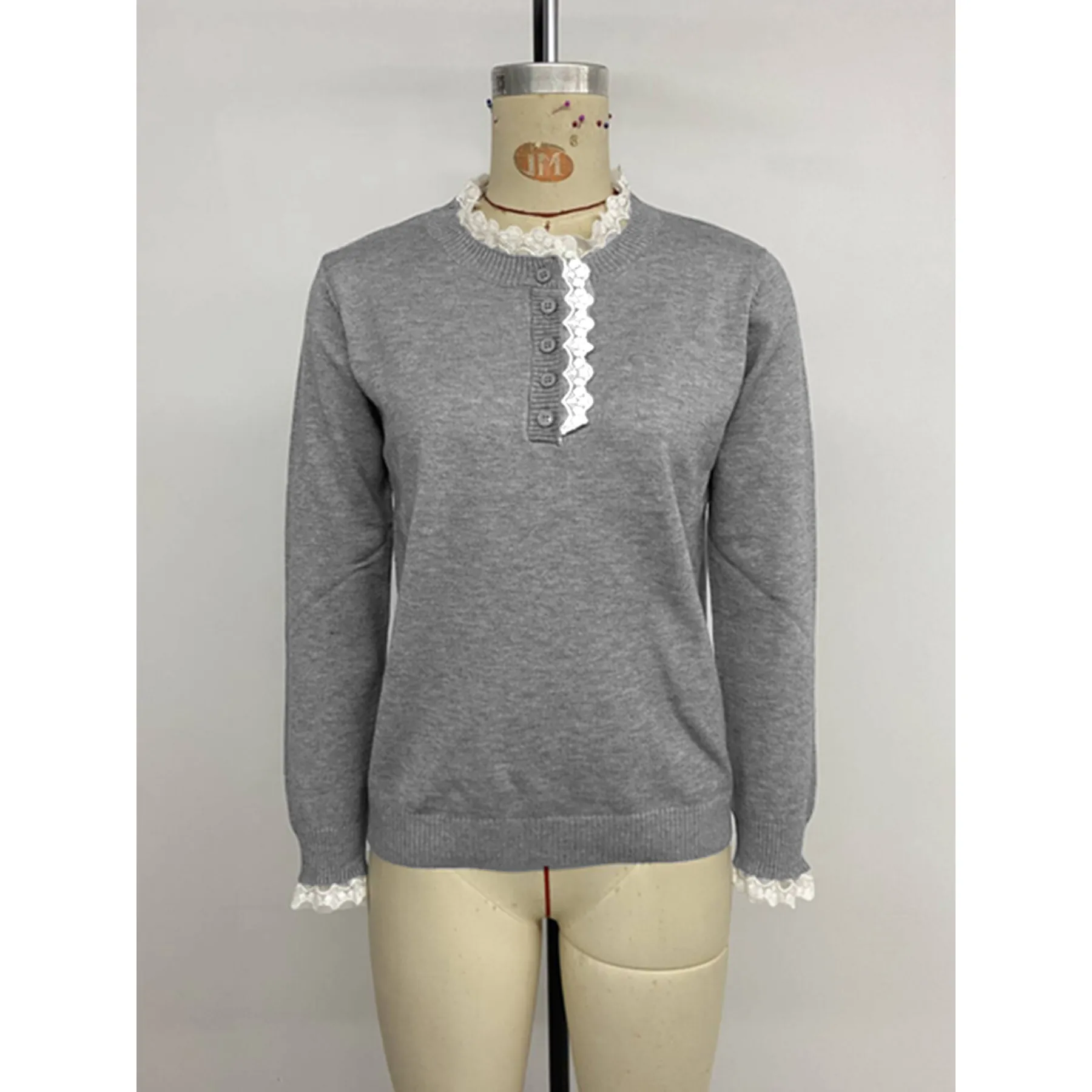 Women Vintage Lace Trim Long Sleeve Sweater Round Neck Patchwork Knit Top Elegant Casual Pullover With Buttons