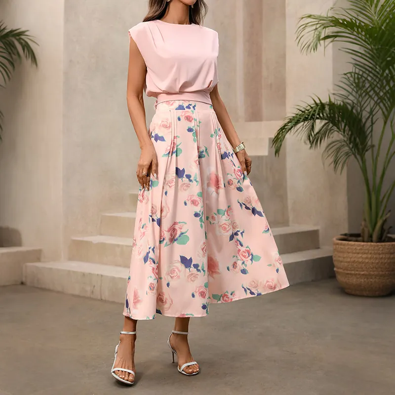 Ensemble Élégant Rose Femmes Été Top And Bottom Chemise Sans Manches Ajourée Avec Jupe Maxi Imprimé Floral Rose