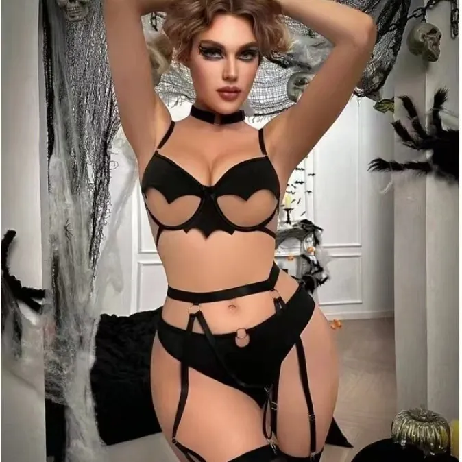 Lingerie Sexy Halloween Noire pour Femmes Haut et Bas Gothique Ailes de Chauve-souris Découpé Soutien-gorge Jarretière Culotte