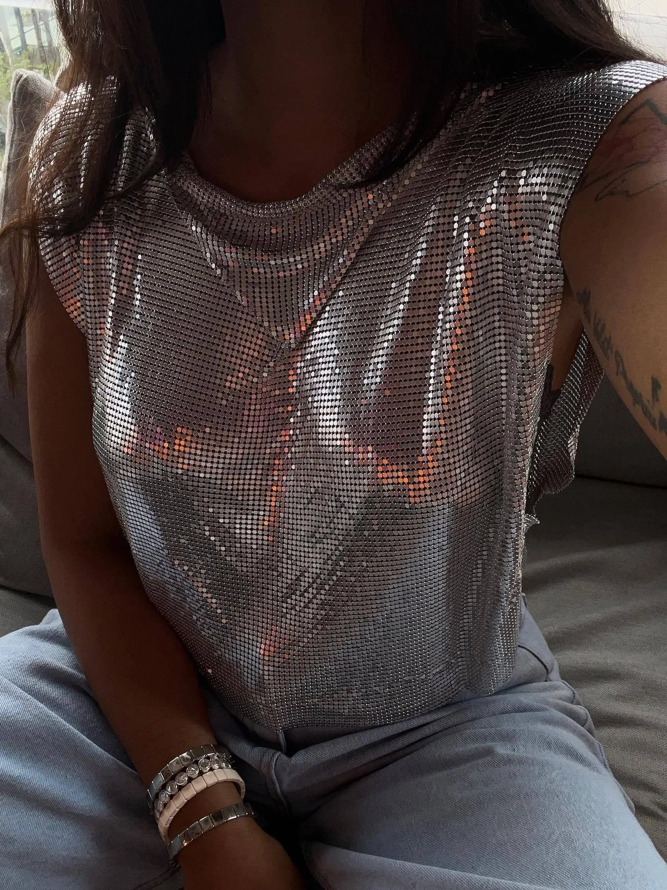 Débardeur en Maille Métallique à Paillettes pour Femmes Col Bénitier Carré Haut Court Sans Manches pour Festival de Musique Carnaval