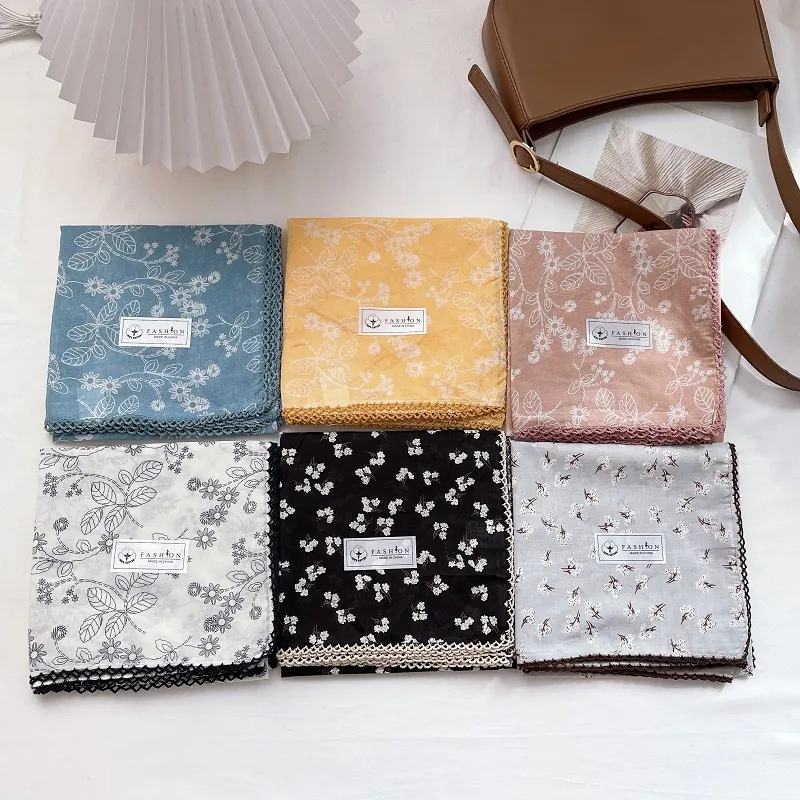 Women Vintage Floral Cotton Square Scarf With Lace Edge Pastoral Bandana Headscarf Neck Scarf Elegant Decorative Handkerchief