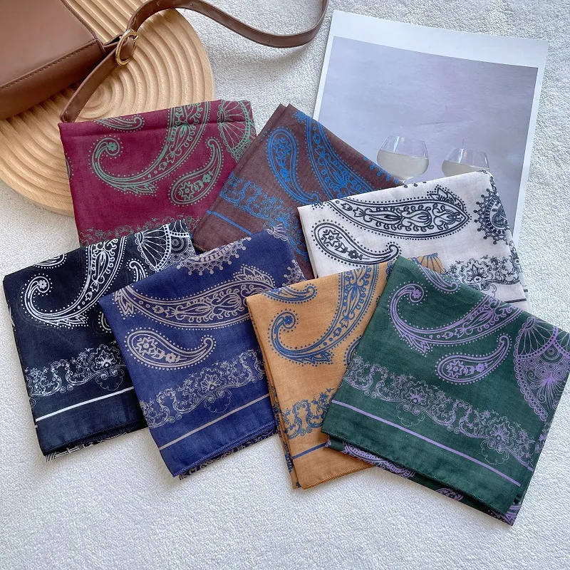 Vintage Paisley Print Satin Square Scarf Retro Artistic Headscarf Neck Scarf For Women Men Fashion Silk Like Scarf Wrap