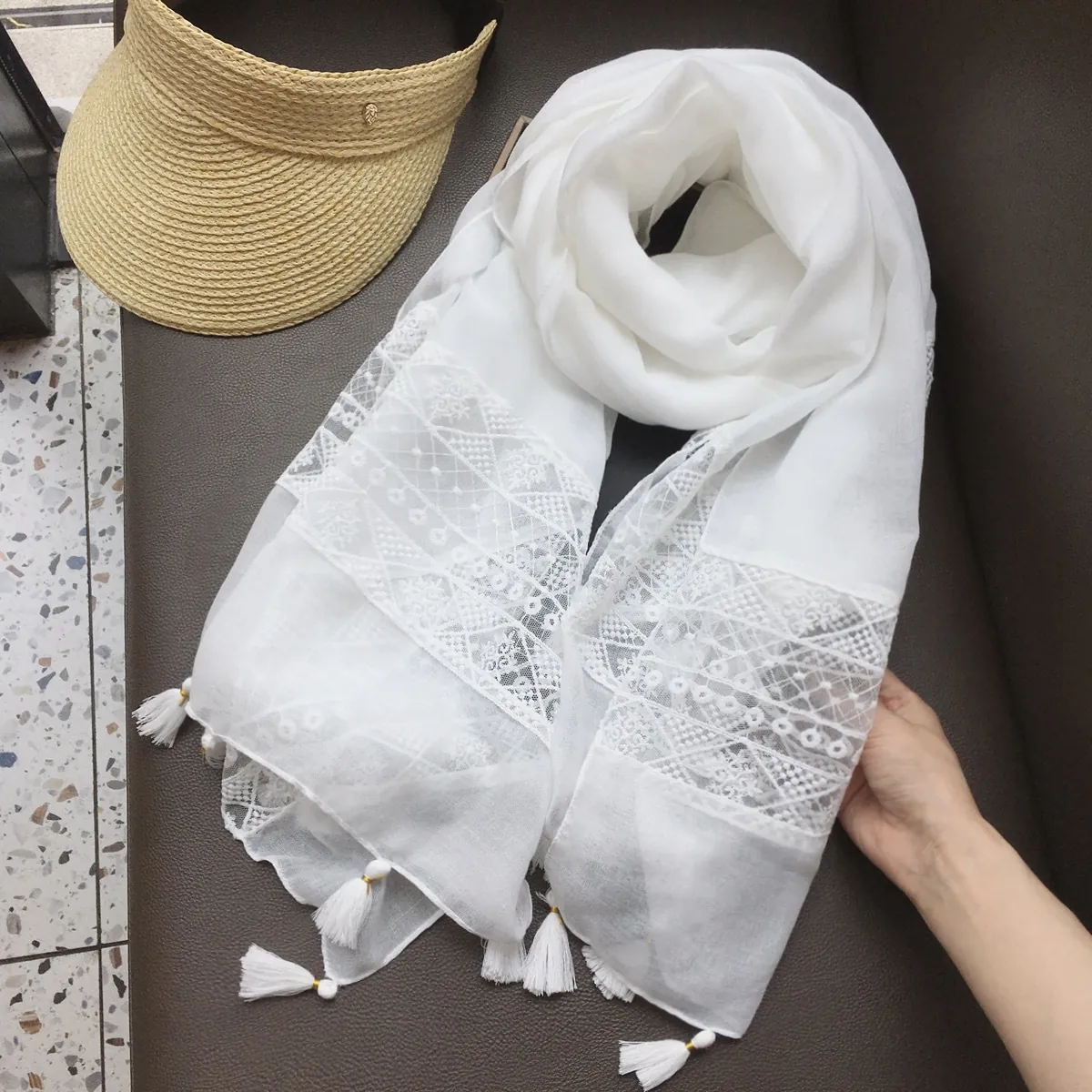 Women Ethnic White Lace Scarf Bohemian Style Tassel Sheer Shawl Beach Vacation Sun Protection Headscarf Fashion Accessory