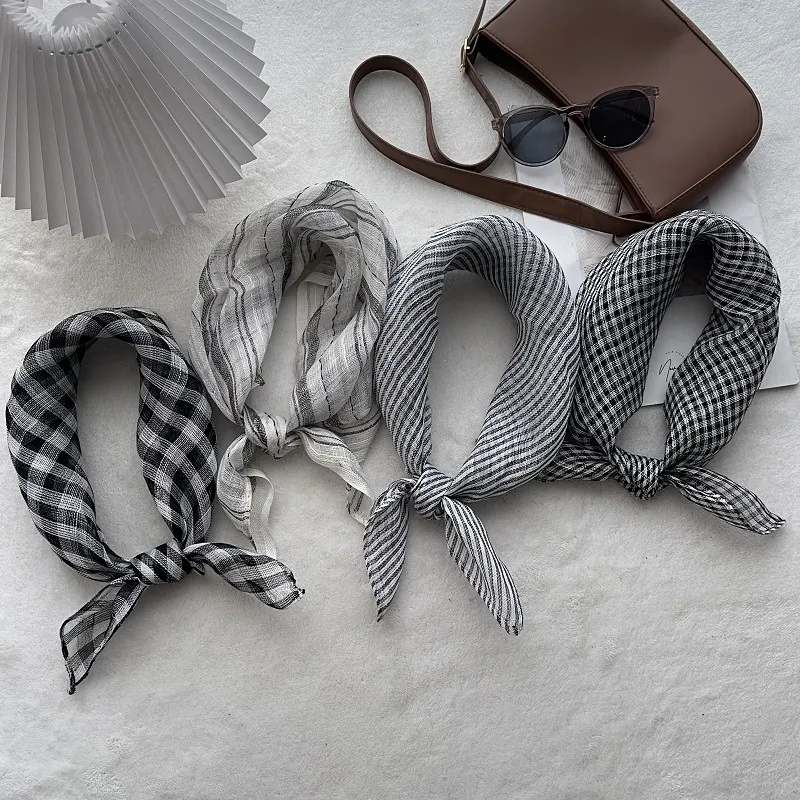 Foulard Carré 100% Pur Lin pour Femmes Artistique à Carreaux Rayé Foulard de Cou Respirant Rétro Style Français Petit Châle