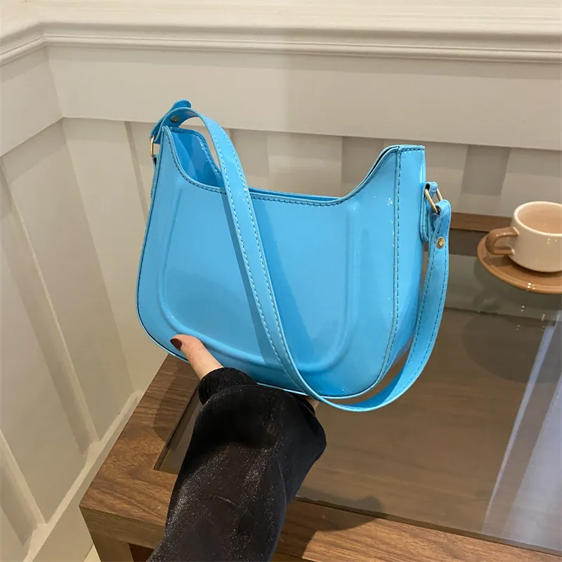 Minimalist Shiny Patent Leather Underarm Bag For Women Trendy Mirror Surface Hobo Shoulder Bag With Adjustable Strap