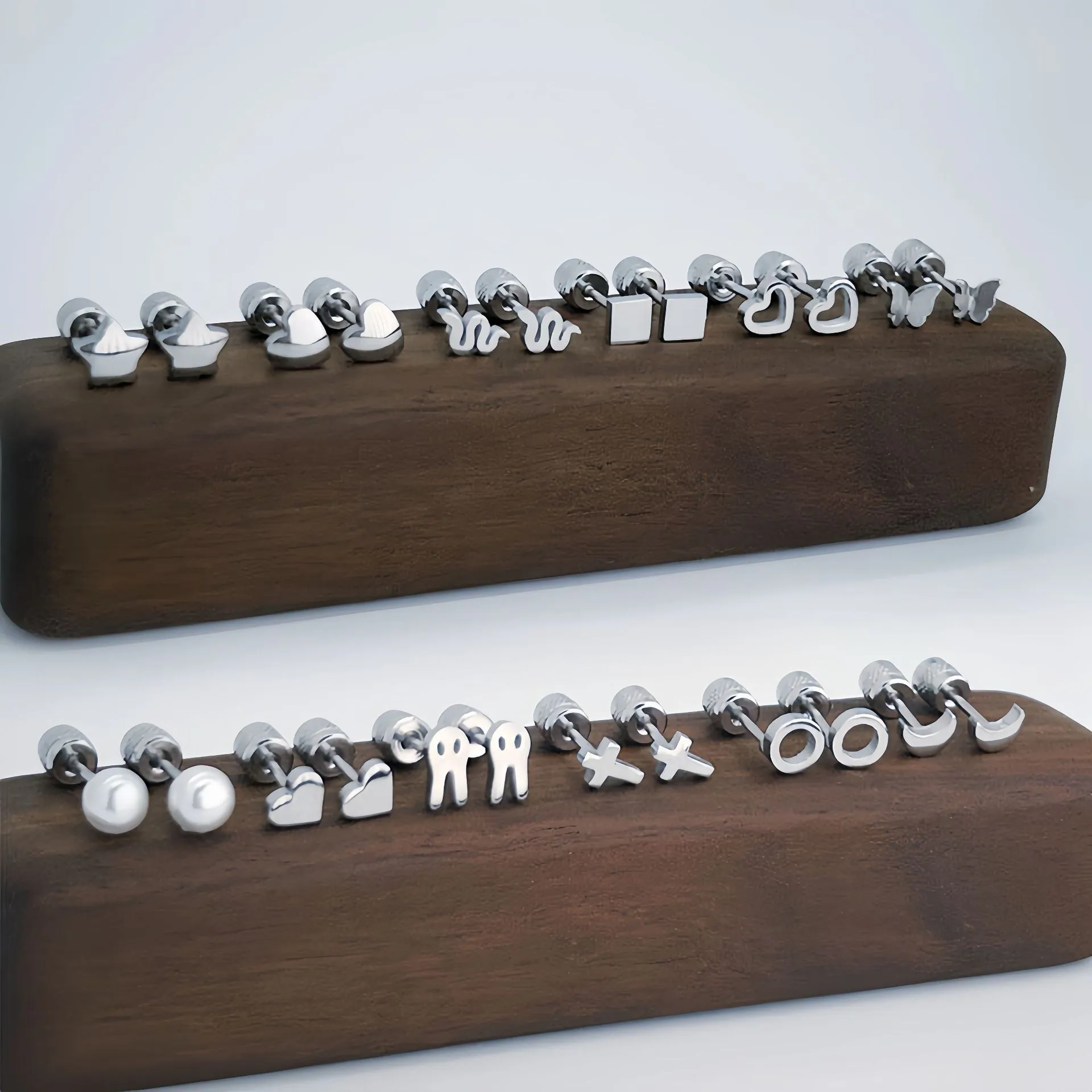 Boucles d'Oreilles Clous en Acier Inoxydable Zircone Künstliche Perle Cœur Lune Serpent Avec Tige Titane Bijoux pour Femmes