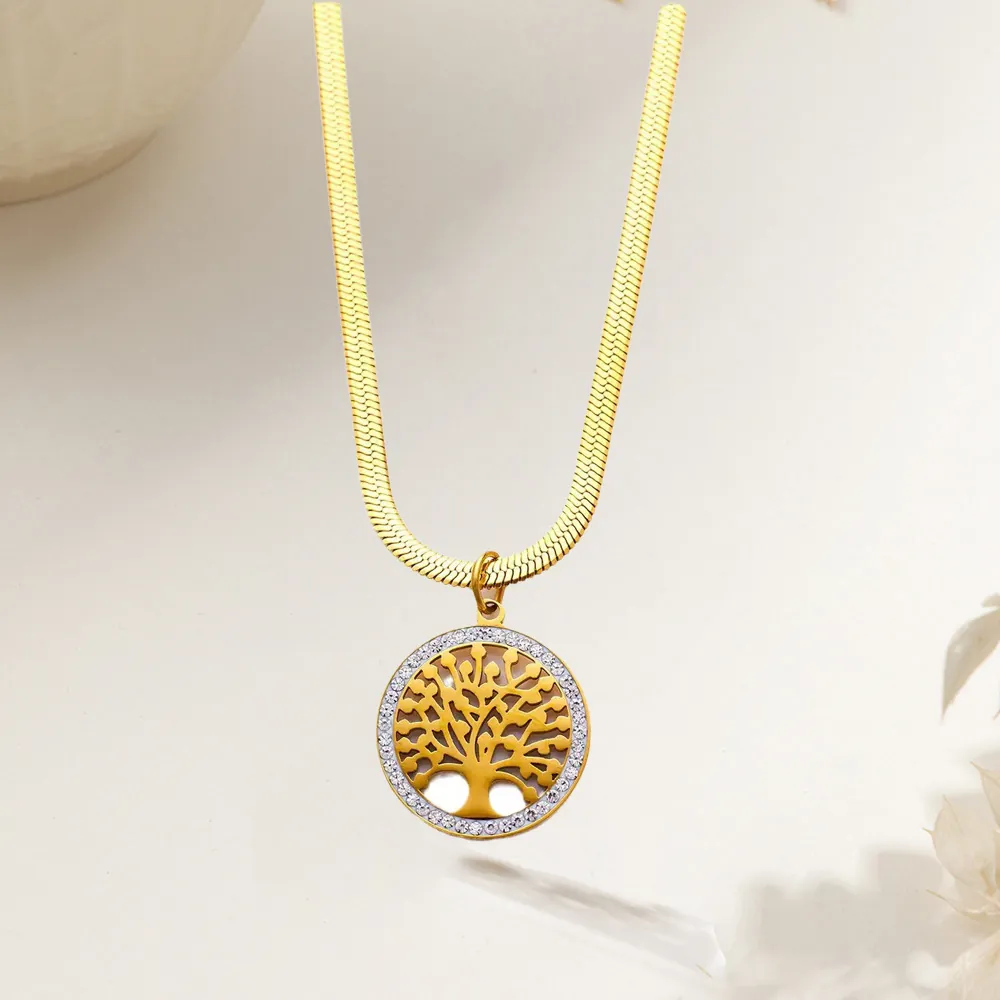 Collana Con Pendente Albero della Vita in Acciaio al Titanio Placcato Oro Cerchio Traforato Zirconia Gioielli per Donna