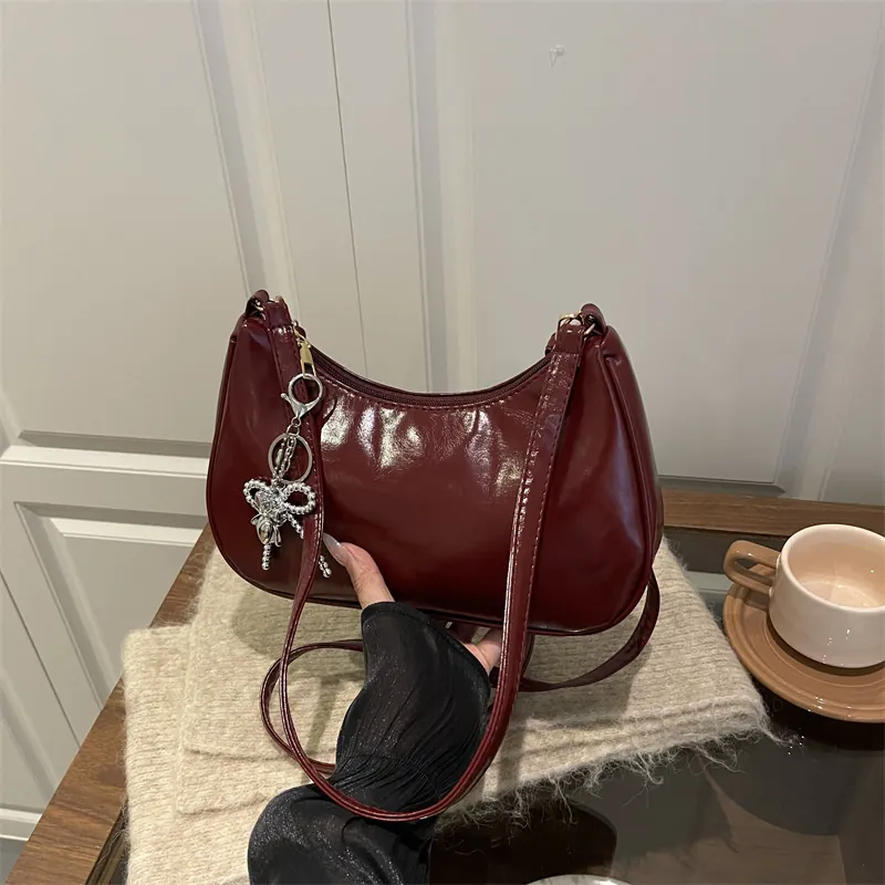 Women Solid Color PU Leather Underarm Hobo Bag With Bow Heart Pendant Casual Commuting Single Shoulder Handbag