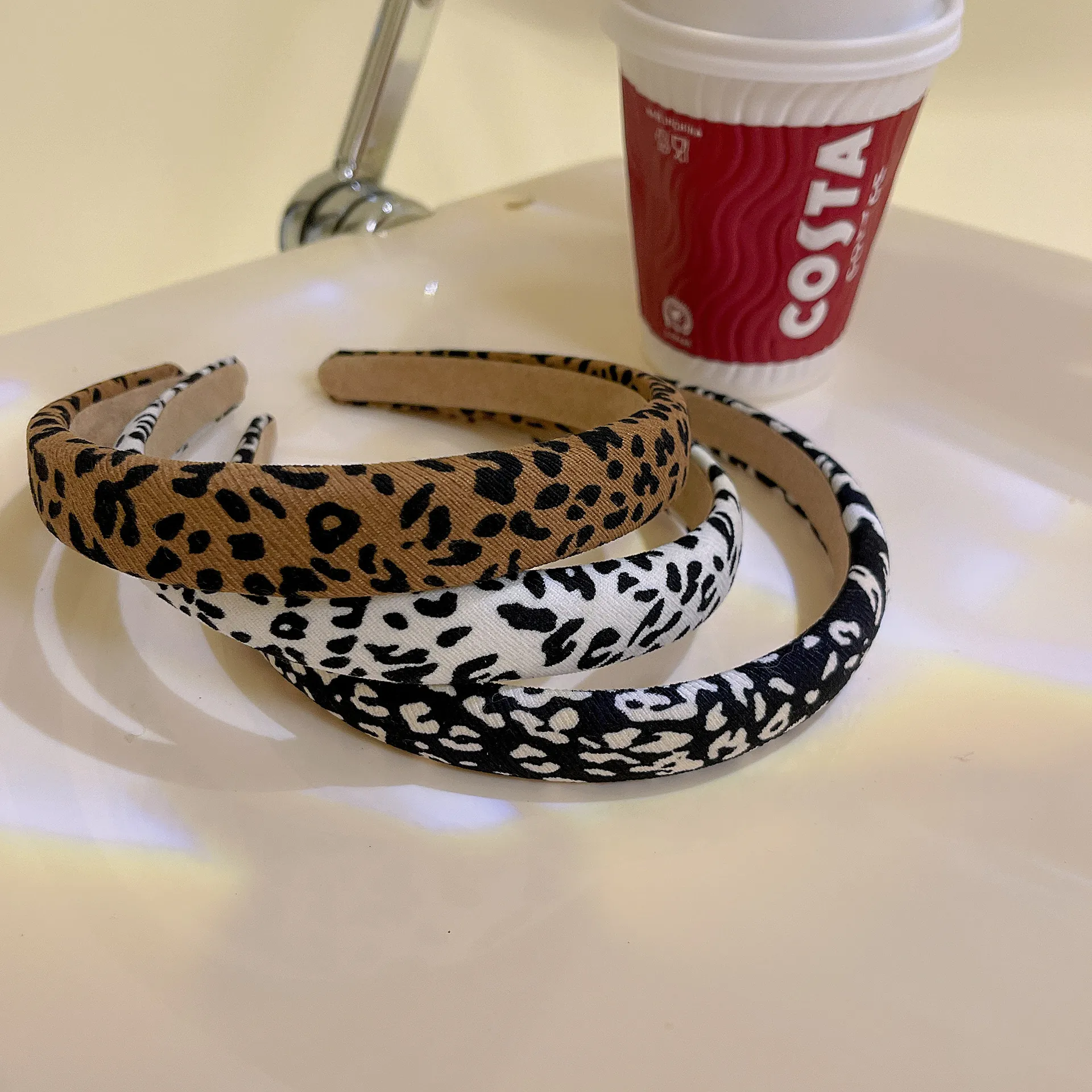 Leopard Print Padded Sponge Headband For Women French Style Hair Accessories Versatile Autumn Winter Headwear Elegant Hairclip