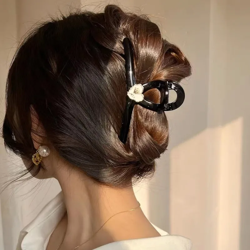 Elegant Rose Flower Large Hair Claw Clip For Women Vintage Heart Pattern Resin Alloy Hair Catch Clip French Style Hair Accessory