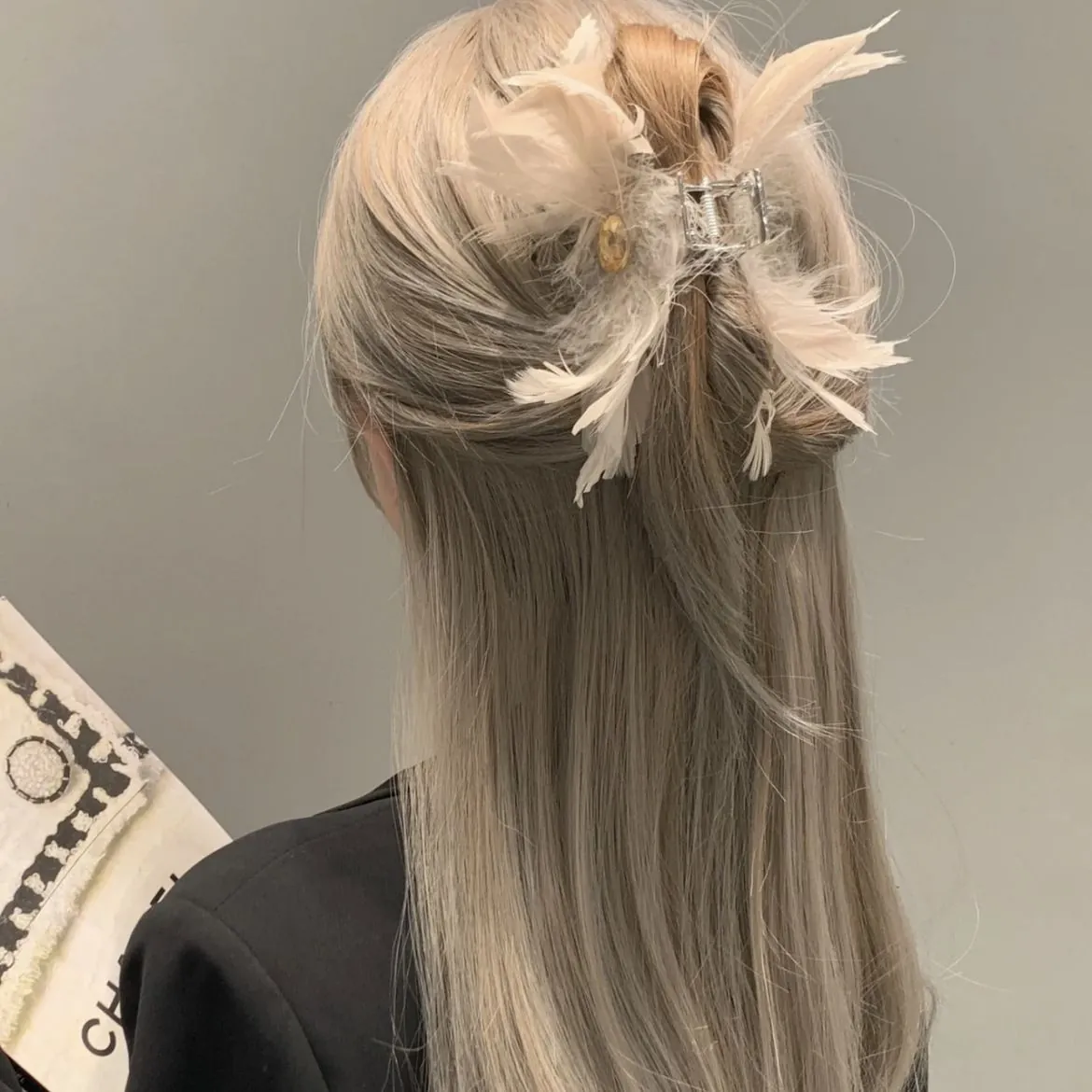 Pince à Cheveux Élégante en Plumes d'Autruche Avec Strass Pince en Alliage Métallique pour Femmes Filles Accessoires Cheveux